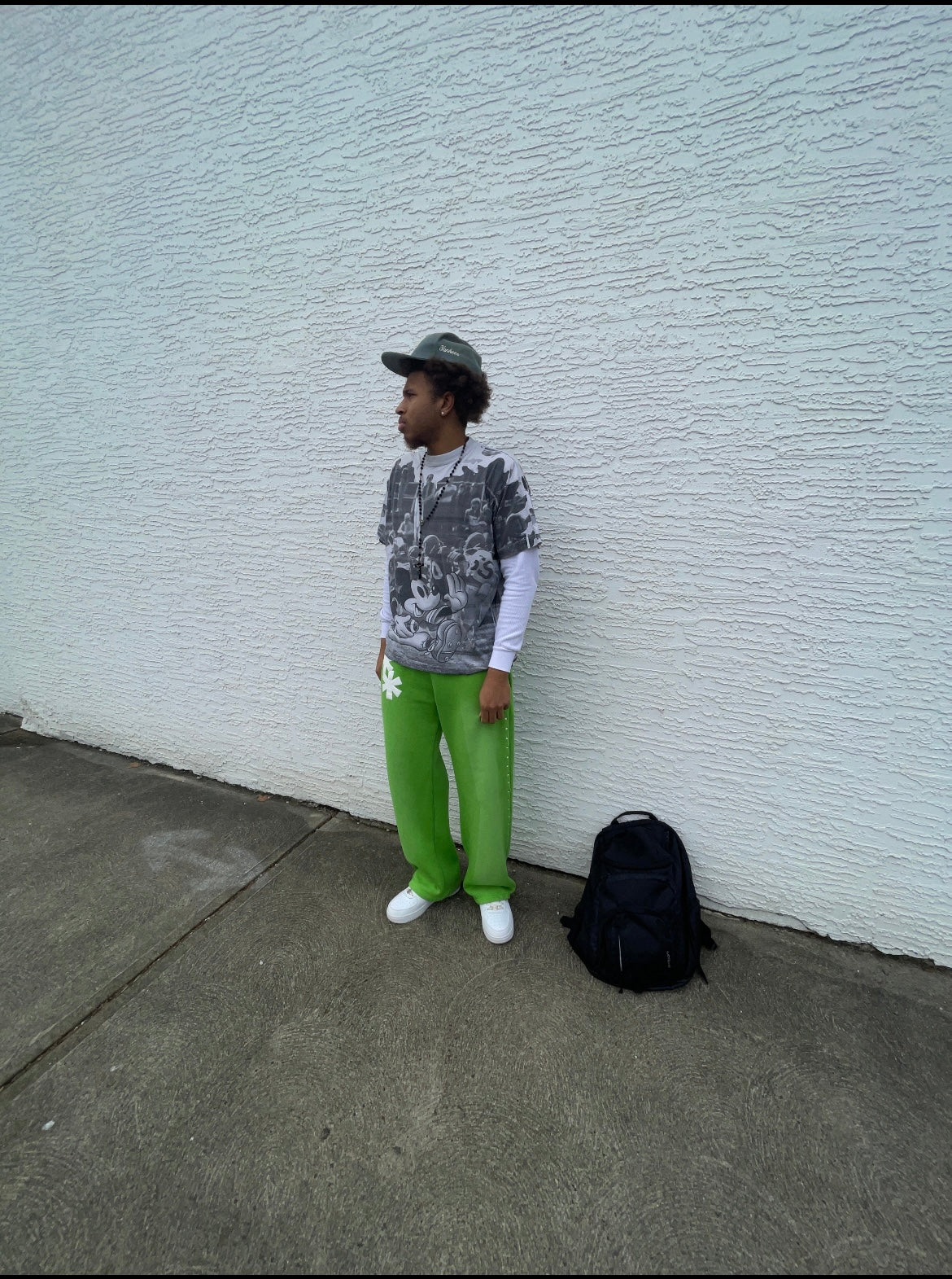 M0LLYW0RLD GREEN SWEATS