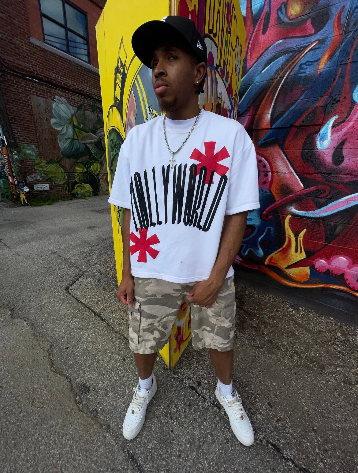 M0LLYW0RD WHITE TEE
