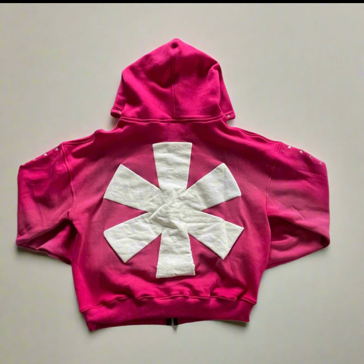 M0LLYW0RLD PINK ZIP-UP HOODIE