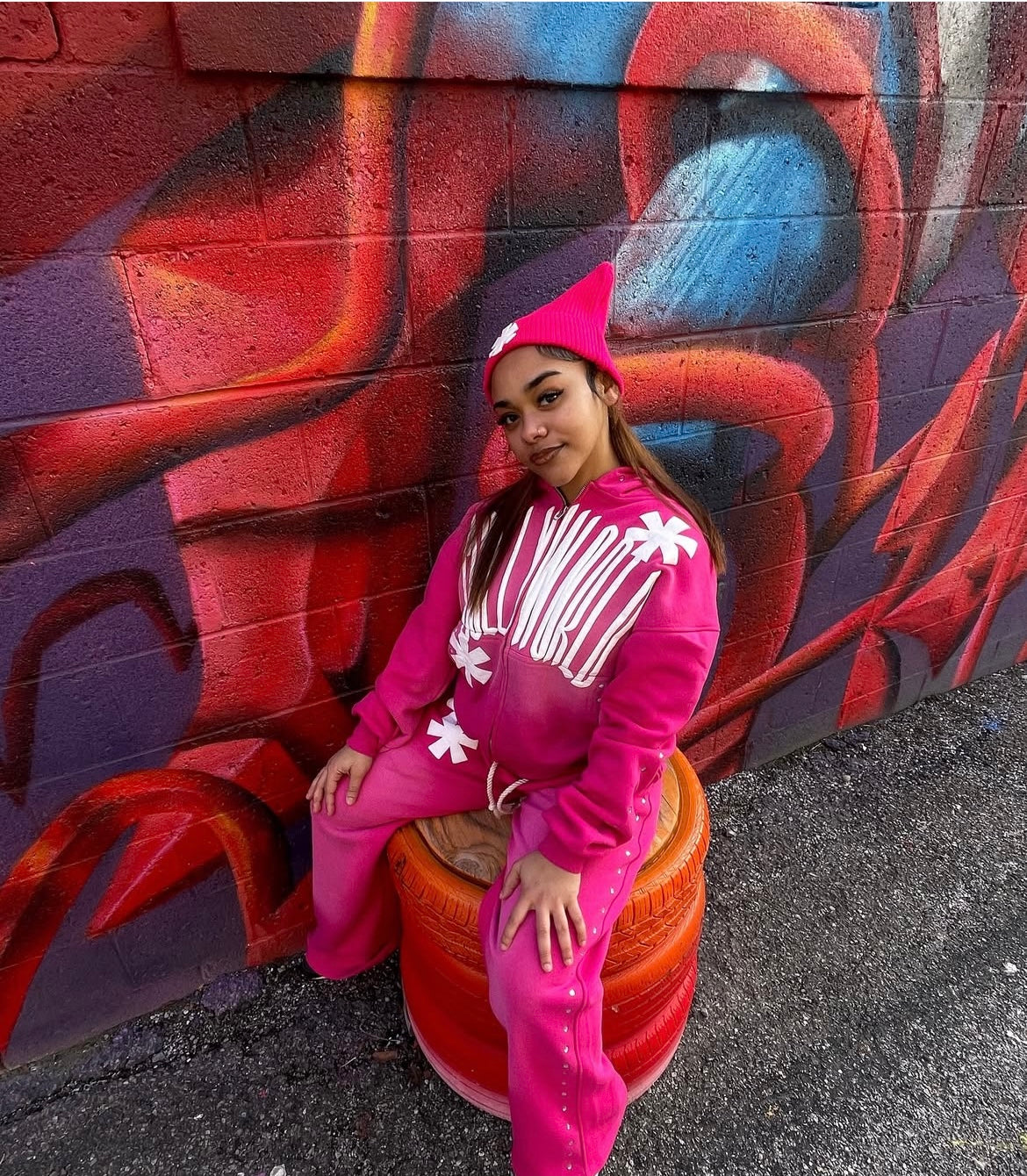 M0LLYW0RLD PINK SWEATSUIT