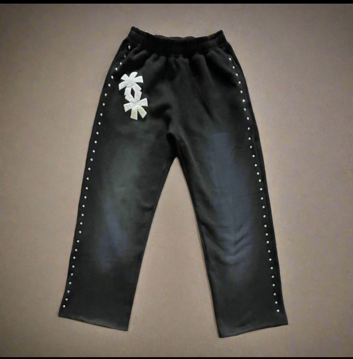 M0LLYW0RLD BLACK SWEATSUIT