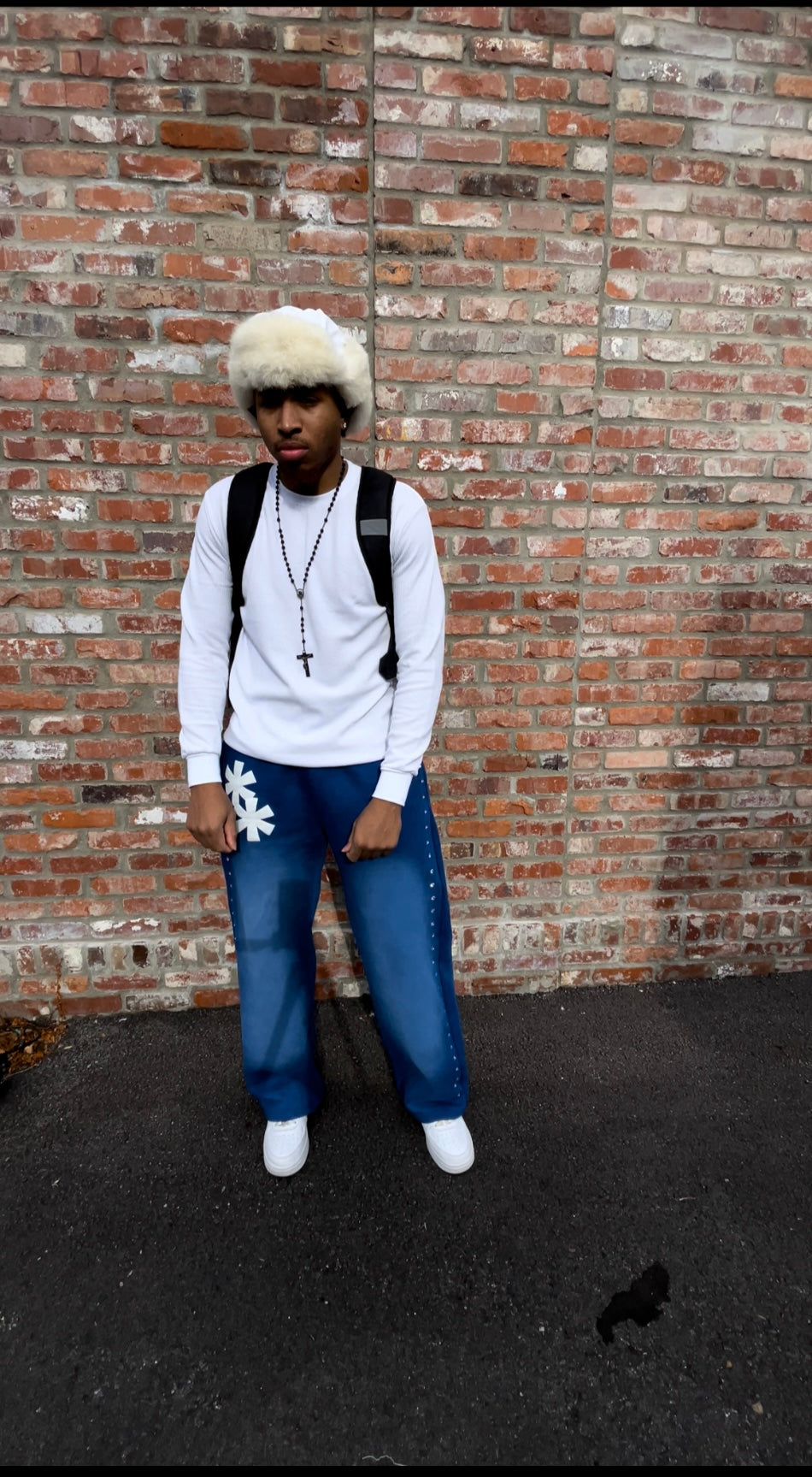 M0LLYW0RLD BLUE SWEATS