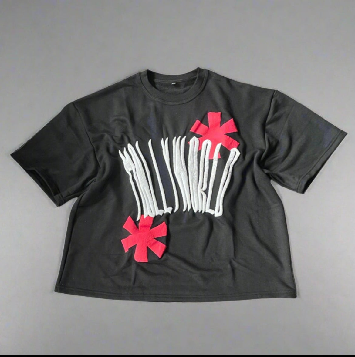 M0LLYW0RLD BLACK TEE