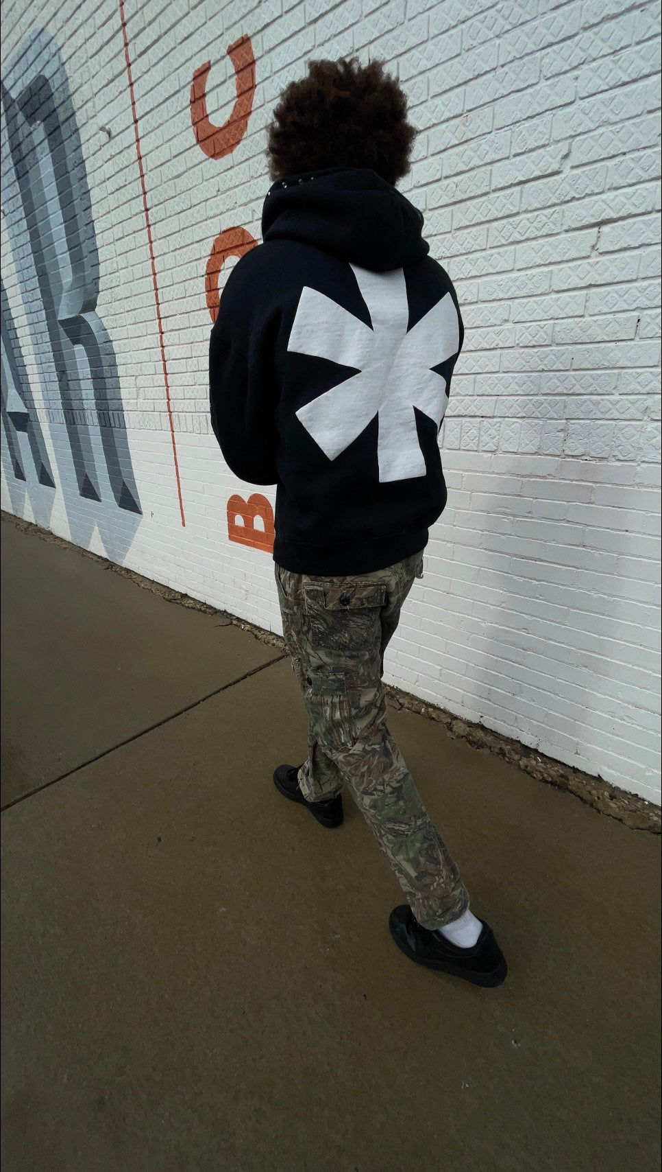 M0LLYW0RLD BLACK ZIP UP H00DIE